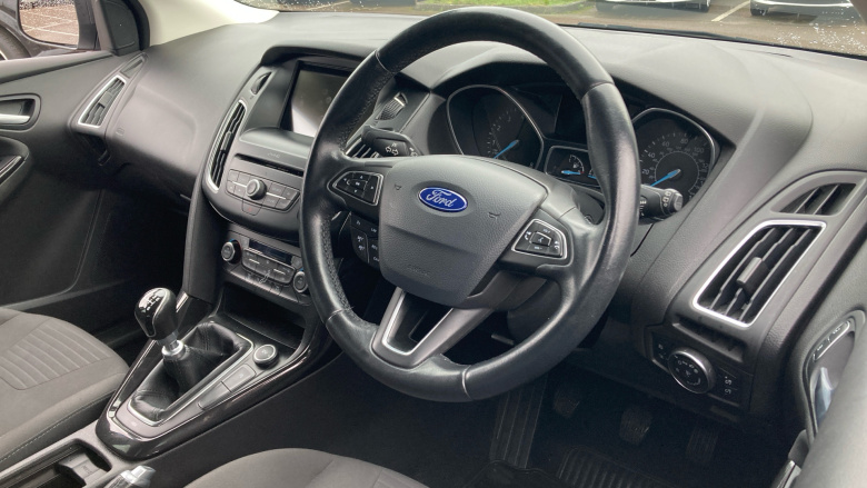 Ford Focus 1.0 EcoBoost 125 Titanium 5dr Petrol Hatchback